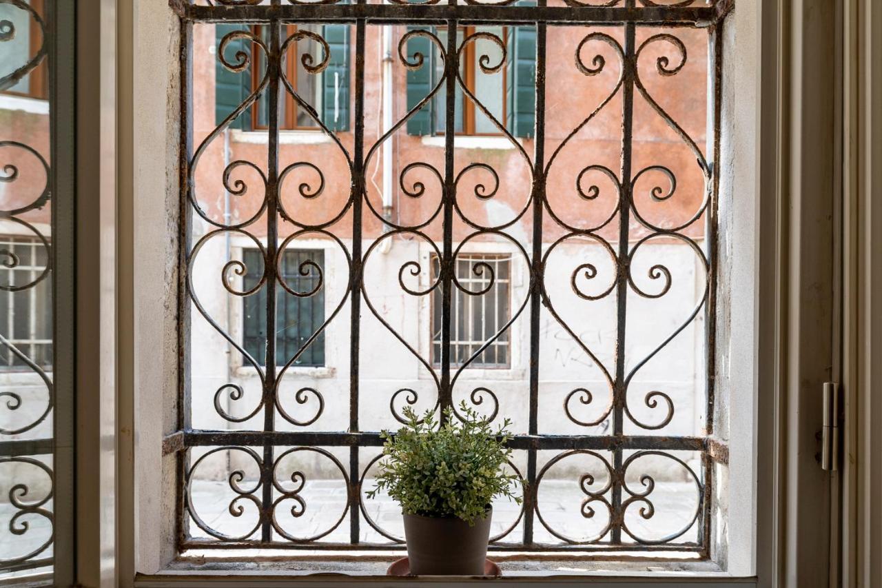 San Giacomo Pied-A-Terre House By Wonderful Italy ヴェネツィア エクステリア 写真