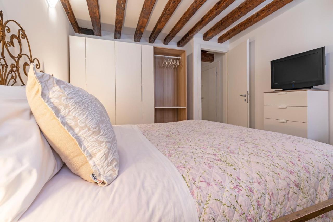 San Giacomo Pied-A-Terre House By Wonderful Italy ヴェネツィア エクステリア 写真