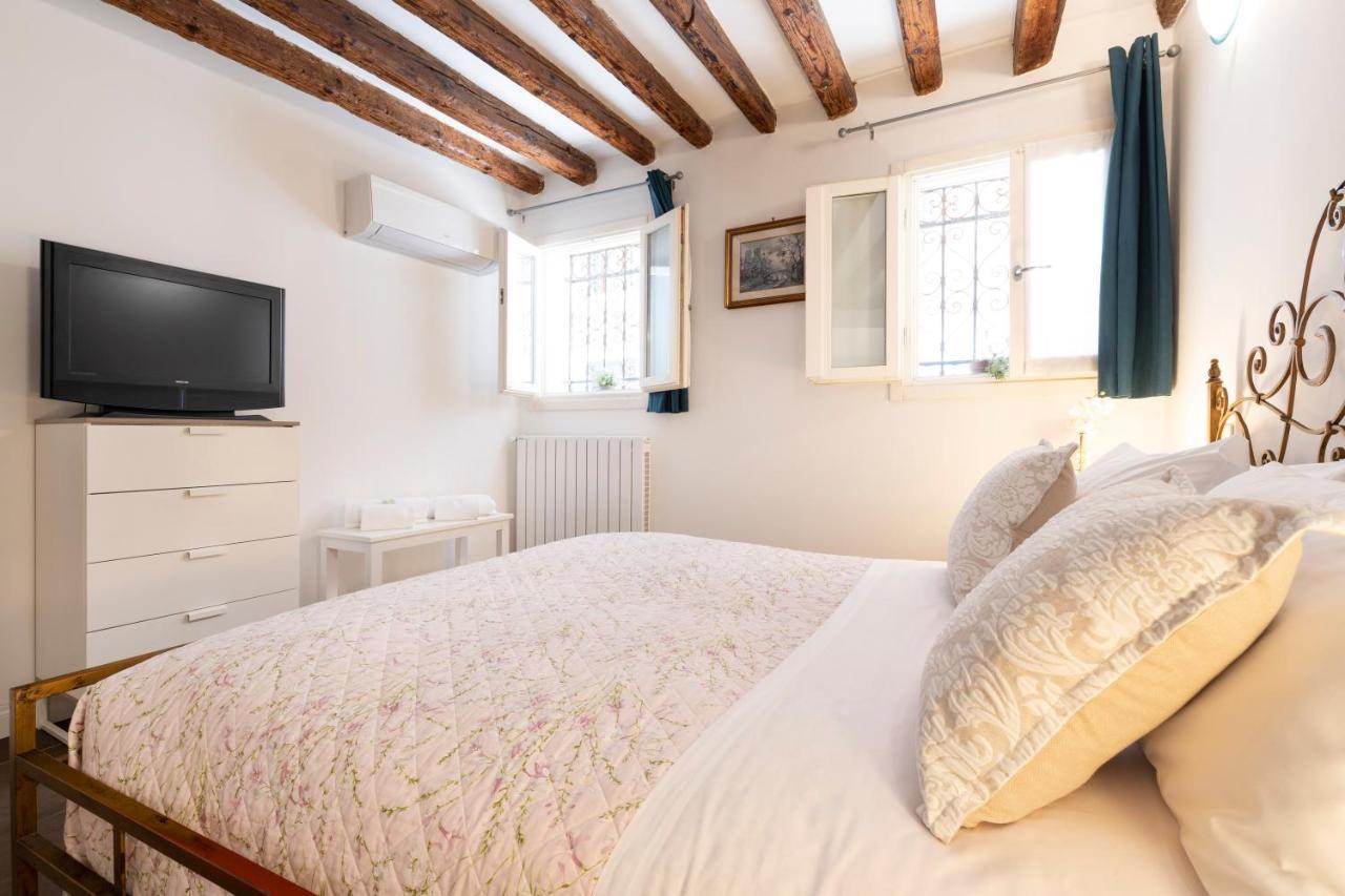 San Giacomo Pied-A-Terre House By Wonderful Italy ヴェネツィア エクステリア 写真